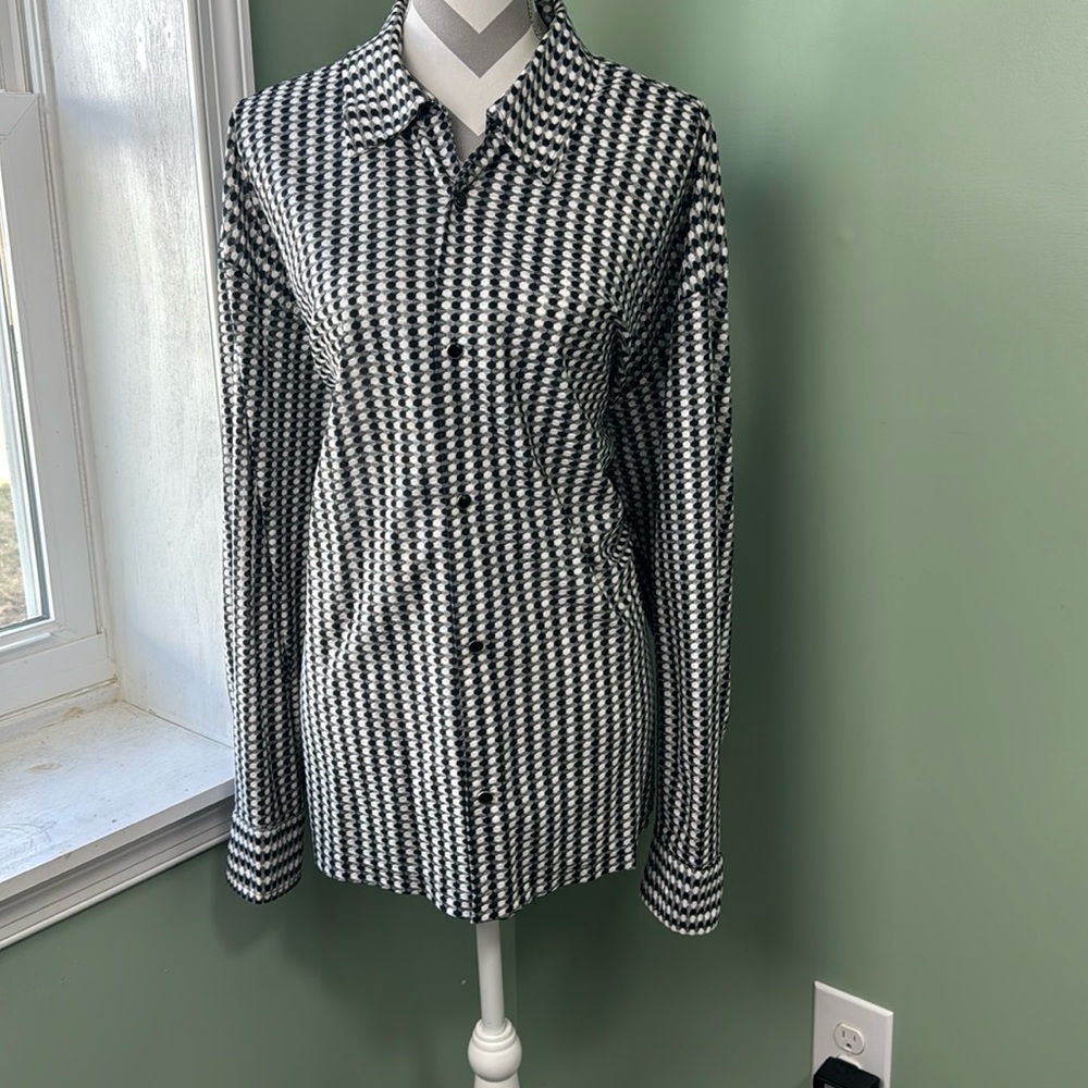 Vintage three star knit, black and white print button down XL